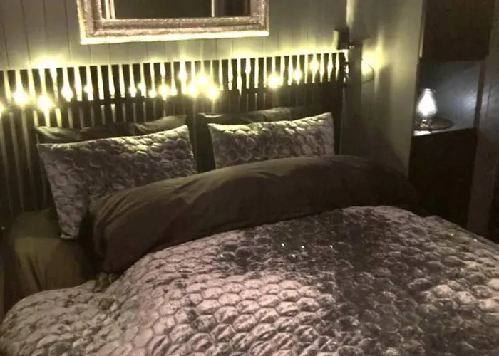 Sentral Leilighet, Naert Tog, Buss, Sykehus Og Byen Bodö